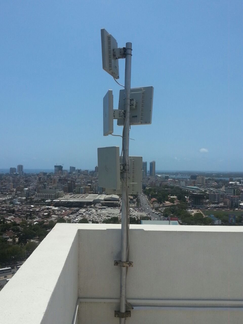 Wireless Outdoor - 2009 & 2010 - Image 2