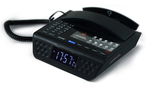UM7711IP / UM7722IP * NFC enabled Stereo Bluetooth for teleconferencing and playing high fidelity music from Apple, Android, Blackberry and Windows devices. * Integrated FM/AM radio and Alarm Clock with 24hrs Hospitality mode that displays real time with internal battery for clock and alarm back-up. Charging Kit for Apple/Android/Blackberry/Windows and MP3 devices is available. NFC enabled Stereo Bluetooth for teleconferencing and playing high fidelity music from Apple, Android, Blackberry and Windows devices. Integrated FM/AM radio and Alarm Clock with 24hrs Hospitality mode that displays real time with internal battery for clock and alarm back-up. Charge various mobile devices including Android, Apple, Windows and Blackberry via 4 USB ports. High Fidelity Sound from speakers with subwoofer made in the workshop of a leading audio brand. Mute, Flash, Speaker, Hold, Redial functions EZ Message Light ™, Message Waiting Light with instant retrieval function